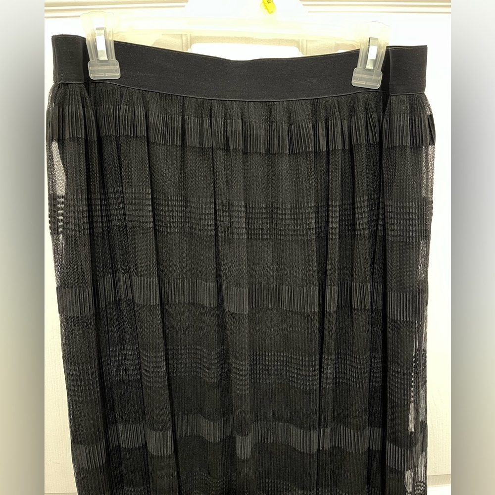 Lena Gabrielle Women’s Black Maxi Skirt Size M - Picture 4 of 12